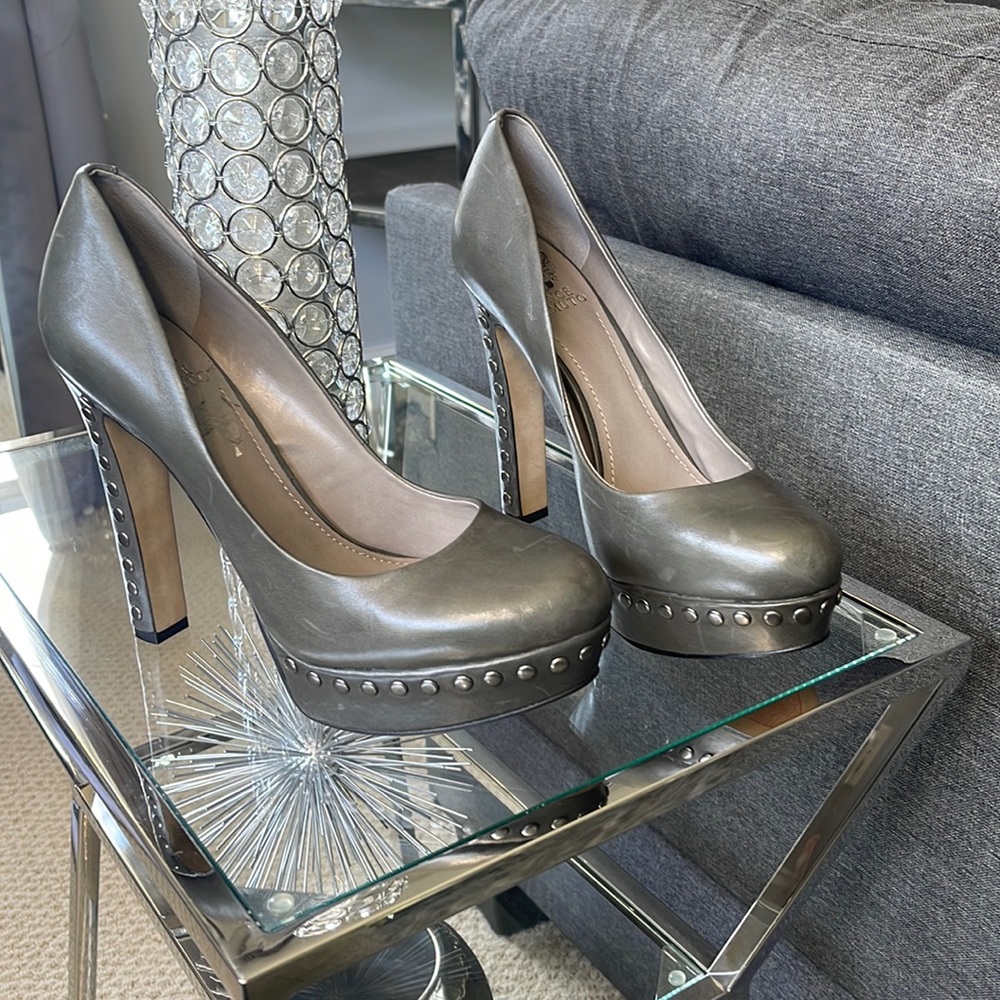 Dark gray platform Vince Camuto pumps size 9 1/2.